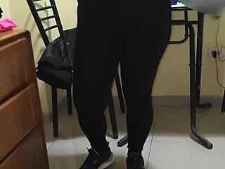 Chubby latina housewife gets roughly fucked in homemade roleplay