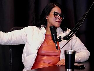 natasha fiore starts homemade loving her feet dreaming of porn camera