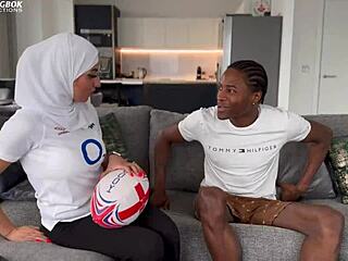 muslim fan sneaks pussy pounding with neighbor stud