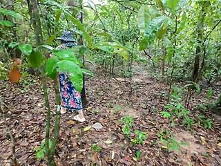 thai amateurs fuck passionately in public forest 4k bliss