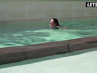 Brunette babes, lick my pussy while I finger yours