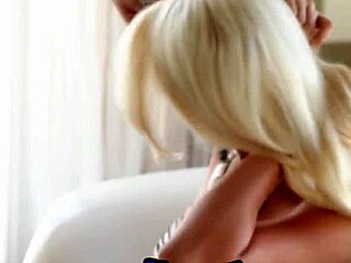 Alissa Arden unveils massive natural teen boobs