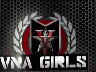 Sara Jay Fingers Her Twerking Curves in Solo Play