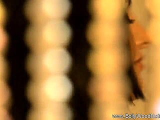 i'm sexy indian milf dancing nude bollywood style