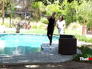 cassie del isla dances from floor to milf dick ride 💃🍆