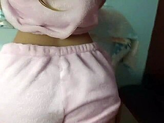 beautiful curvy hijastra loves my cum on her huge ass