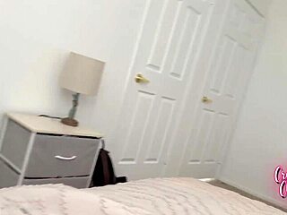 stepmom stuck missing flight needs your help now