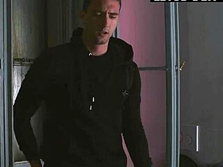 Marilyn Crystal and Ivy Maddox's Crazy Anal Threesome!