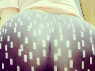 Sexy Big Ass Blonde In Tight Leggings