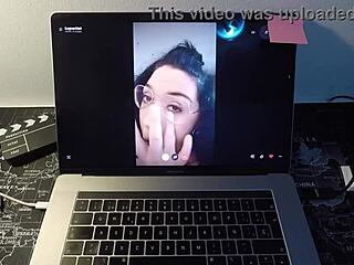 Spanish MILF Leyva Hot Fucks Fan Webcam!