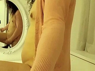 with my big ass latina friend we flash and fuck her delicious brunette pussy 🥵🍑