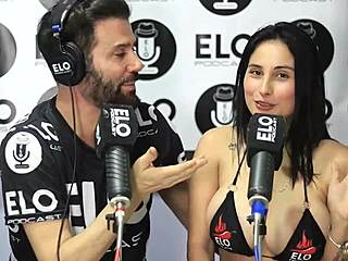 jenifer play's podcast interview turns super spicy and horny 😏🔥💋