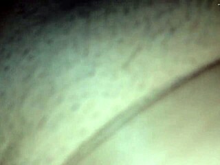 Latina girlfriend shakes ass for boyfriend's delight