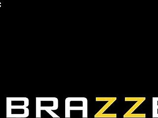 Sinatra Monroe bodybuilder redhead gagging on cock slow motion 🔥🍆