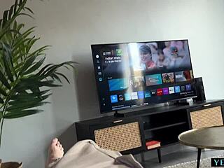 Hey did you catch your chinese stepsis snapping those hot nudes?