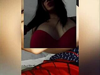 mira cómo me corro siendo la puta más sucia del barrio