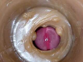 Huge cum explosion floods pussy toy in creamy asmr close-up blast!