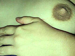 Deep creampie floods juicy latina tight pussy in close-up homemade fuck