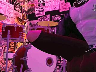 dami dances hot in the night club scene