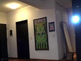 hey nympho girls, give incredible assjobs with those huge asses mei pang john lemon?