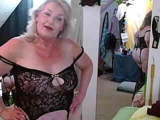 model in bodystocking cums hard beaver exposed