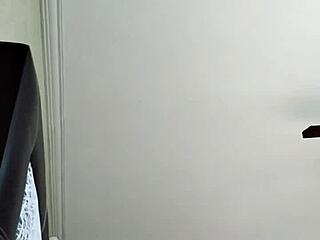 Steamy motel hookup with passionate amateur lover