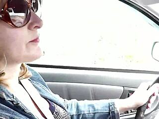 sexy milf frina fingers puffy wet pussy to roadside orgasm