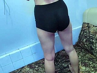 filming my thick ass workout in thong