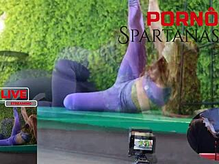 Tanned loirinha Cintia confronts neighbor for juicy pussy ride