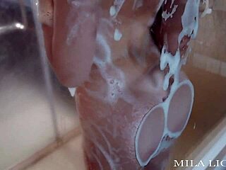 Shower spy turns into wet pussy cum facial romp